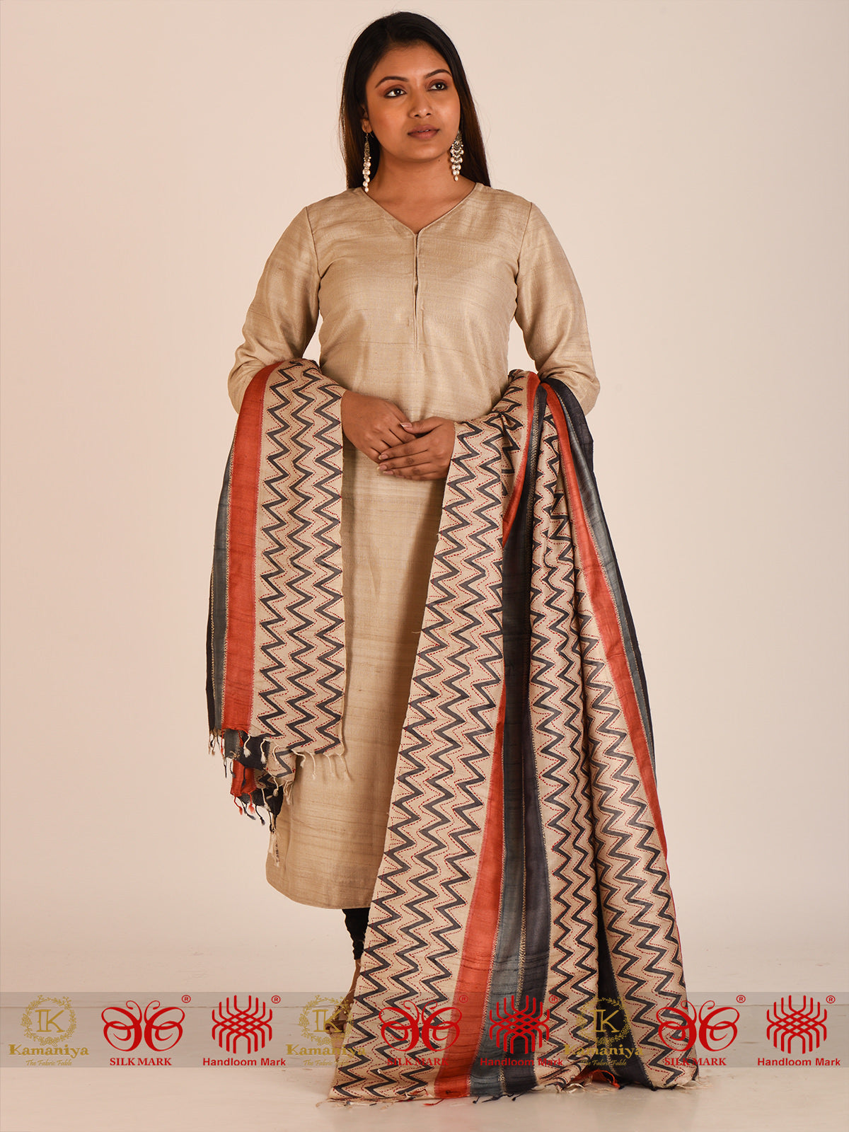 Black Zikzak Tussar Dupatta